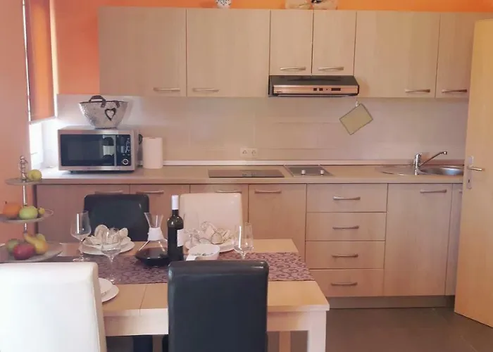 Konukevi Lili