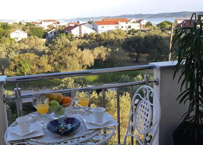 Lili Гостевой дом Сукошан