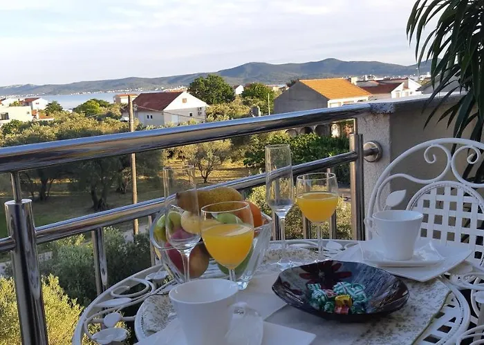 Lili Гостевой дом 4*